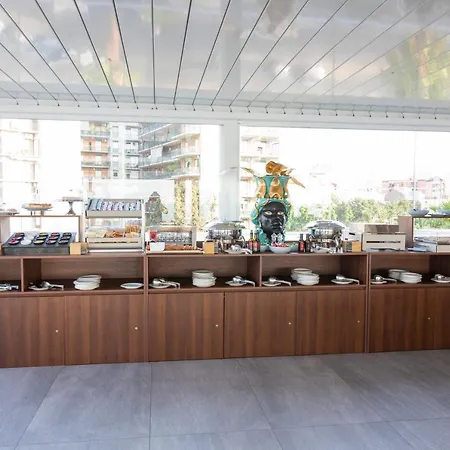 Plaza Hotel 4*