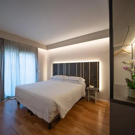 Hotel Plaza CTA